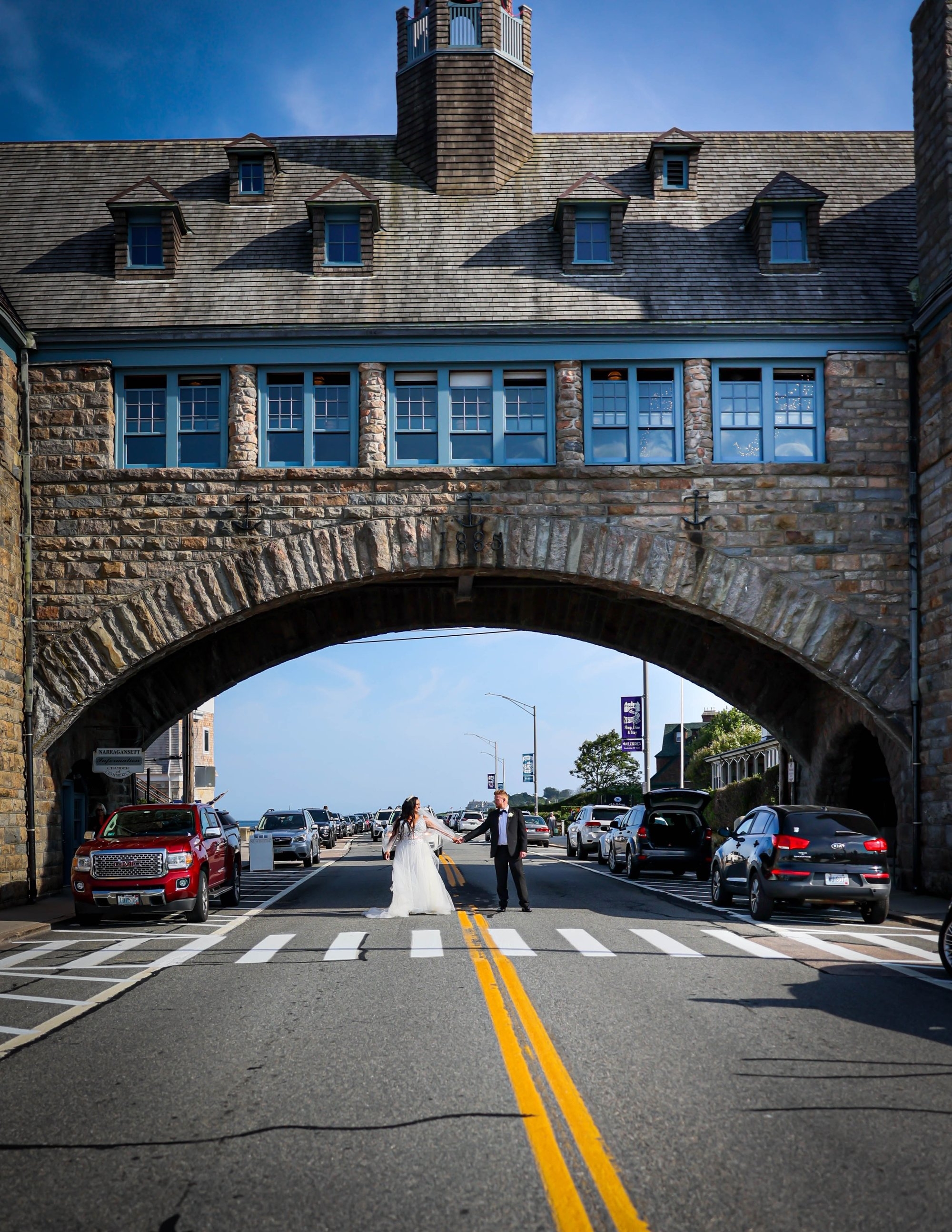 carousel-hero-element image-0